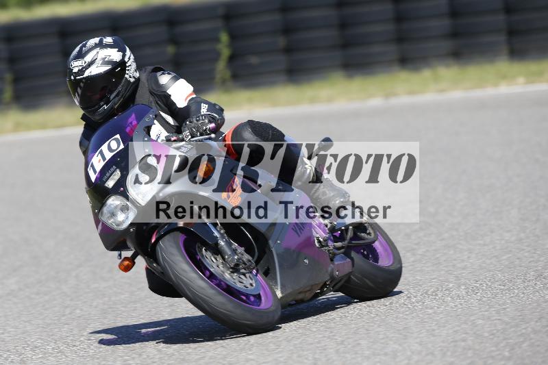 Archiv-2025/48 25.08.2025 Cornu Master School ADR/rot-rouge/110